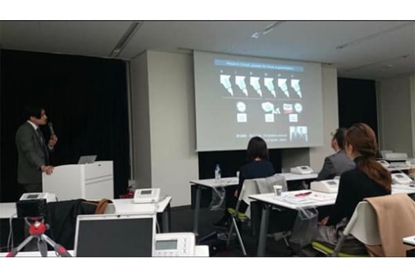 セミナー講演の様子1